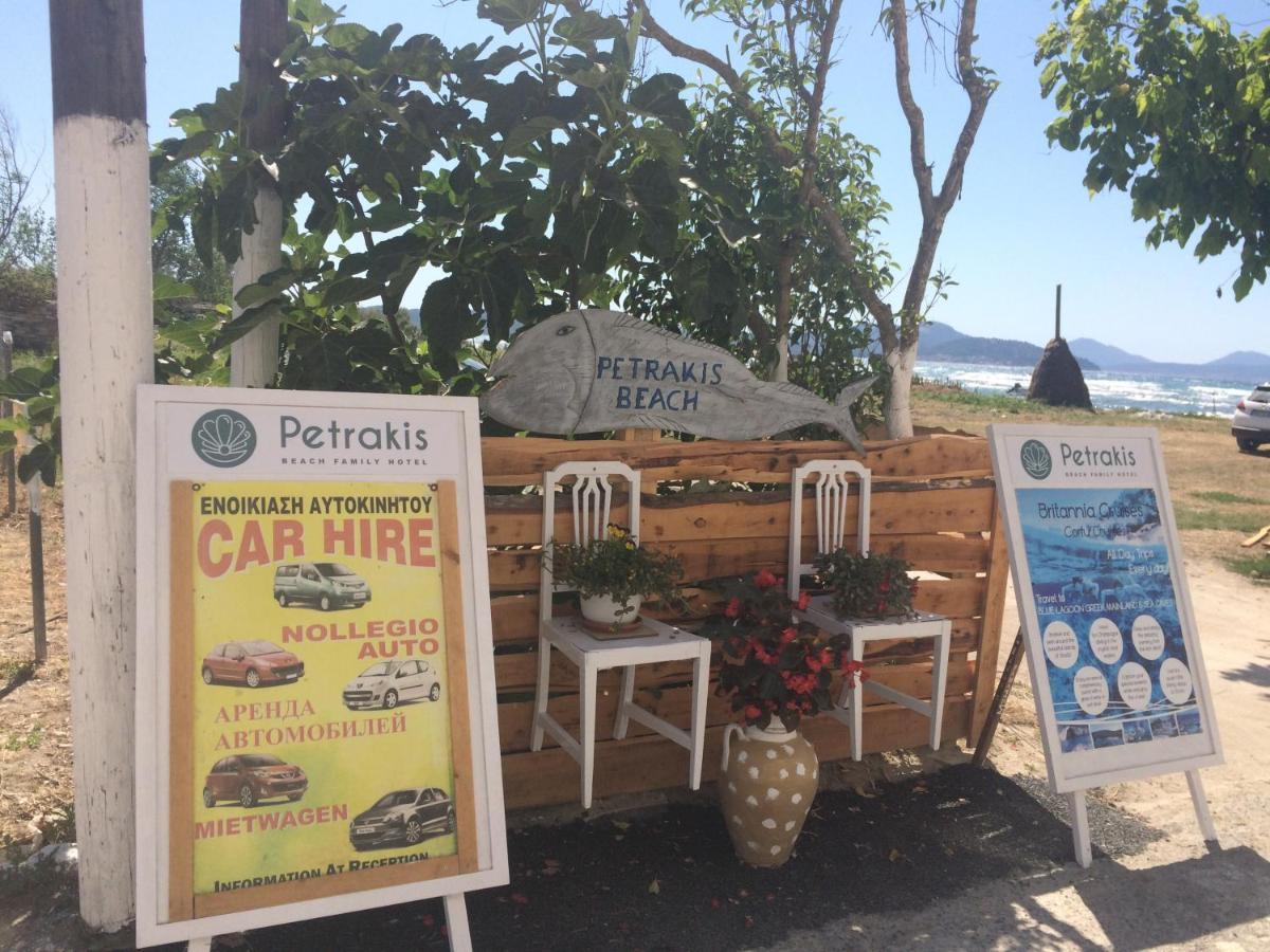 Petrakis Beach Lefkími Kültér fotó