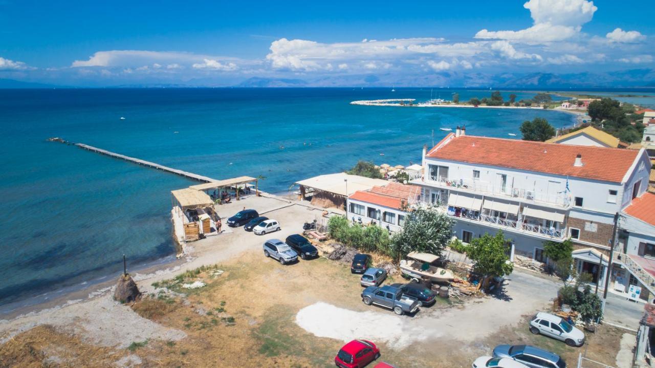 Petrakis Beach Lefkími Kültér fotó