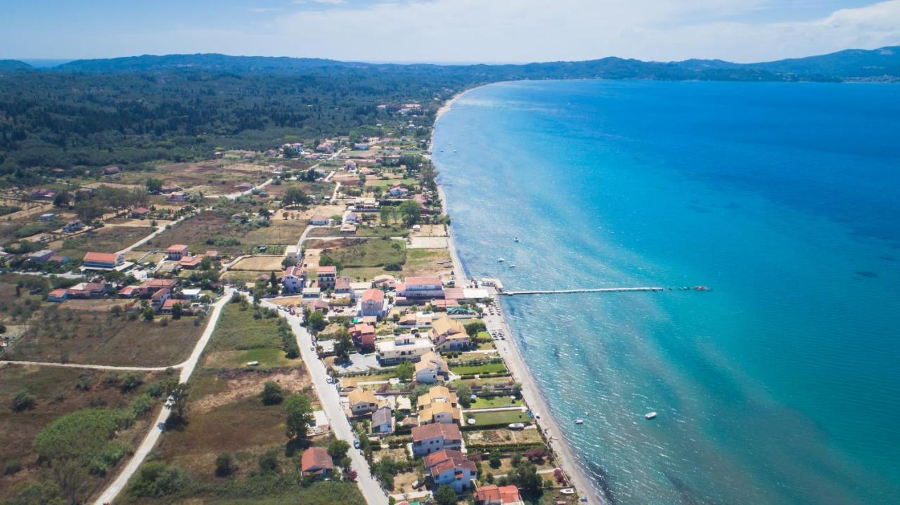 Petrakis Beach Lefkími Kültér fotó