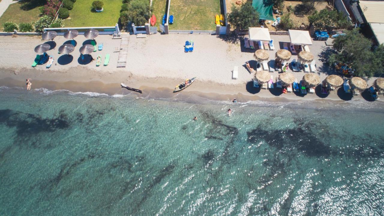 Petrakis Beach Lefkími Kültér fotó